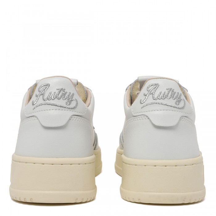 Medalist low sneakers