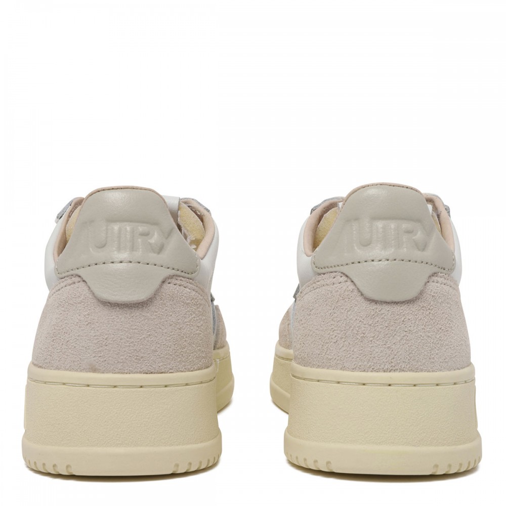 Medalist low sneakers