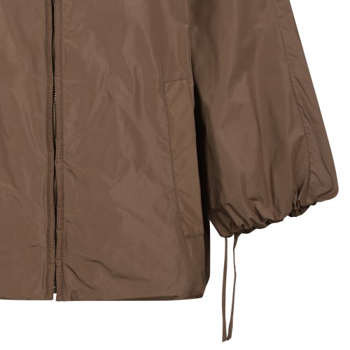 Pantone water-repellent... 2