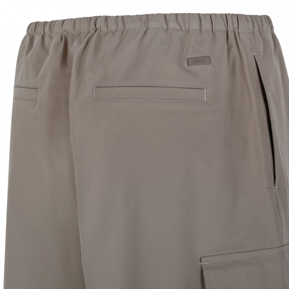 Cargo bermuda shorts