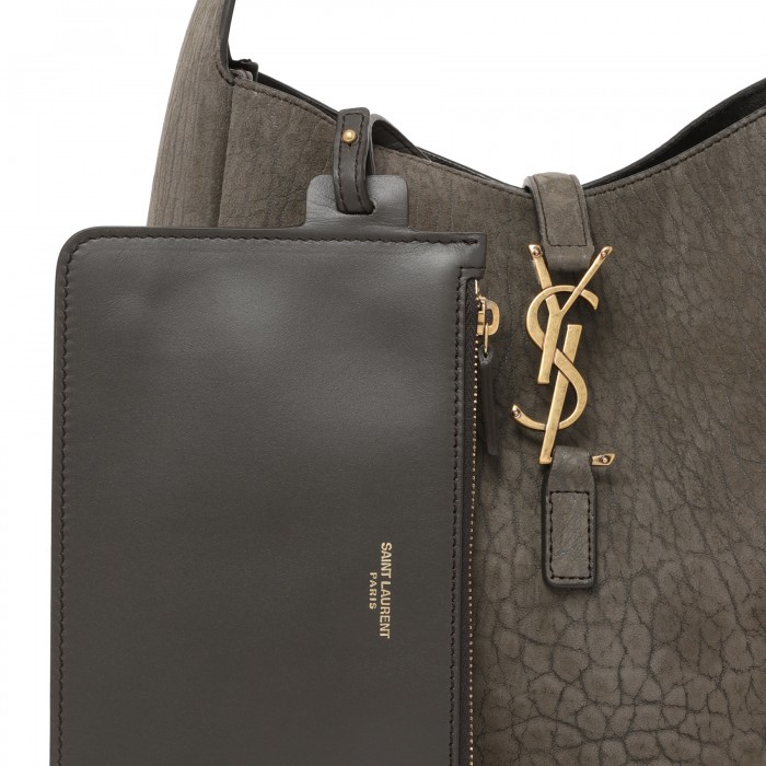 Le 5 à 7 supple small shoulder bag