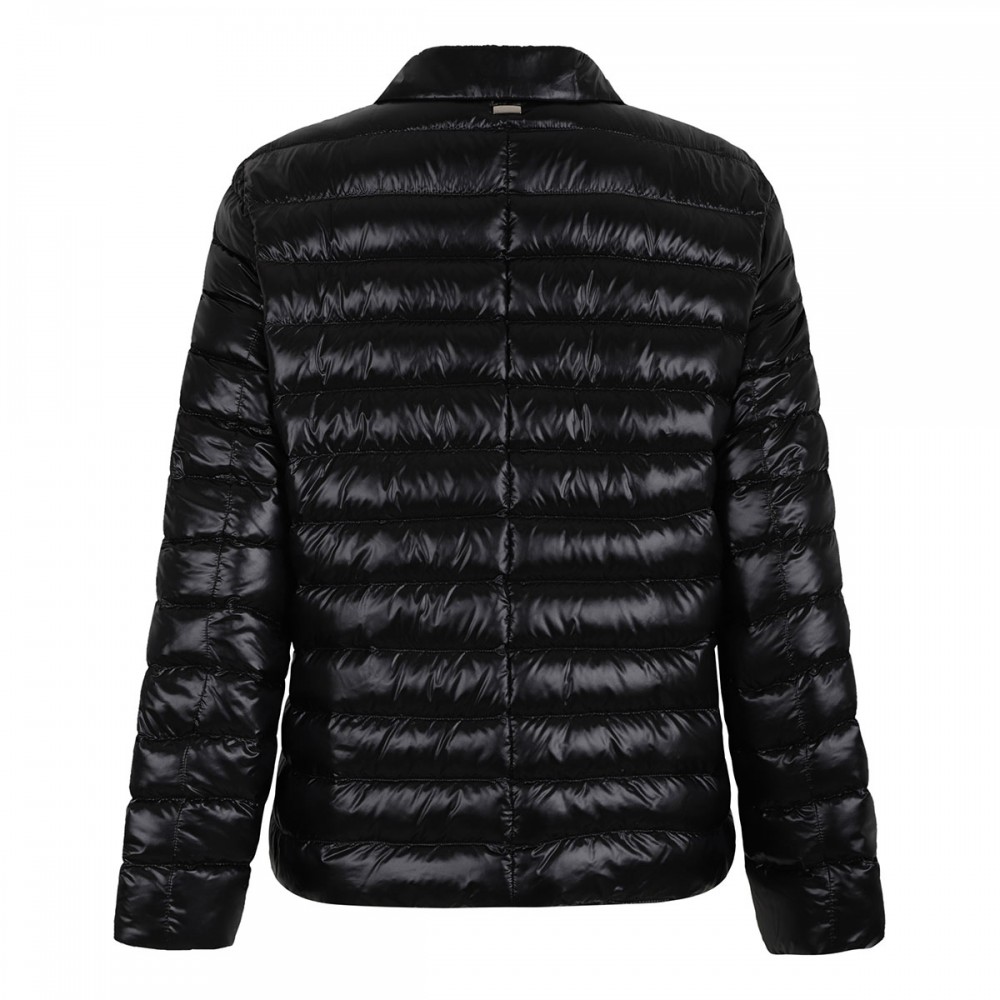 Black ultralight down jacket