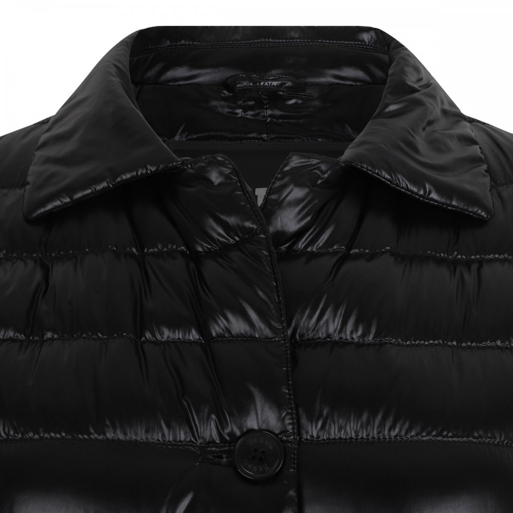 Black ultralight down jacket