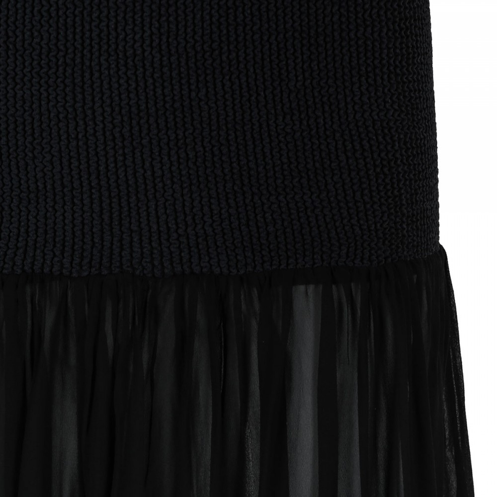 Hybrid black dress