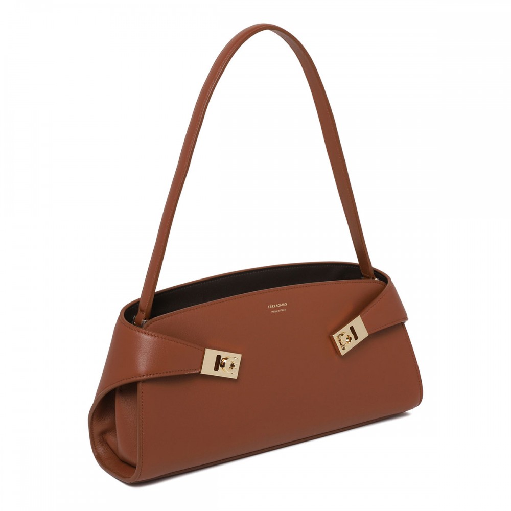 Huge East West shoulder bag