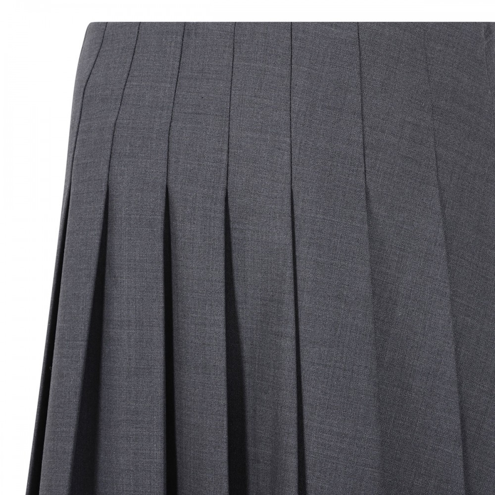Gray pleated mini skirt