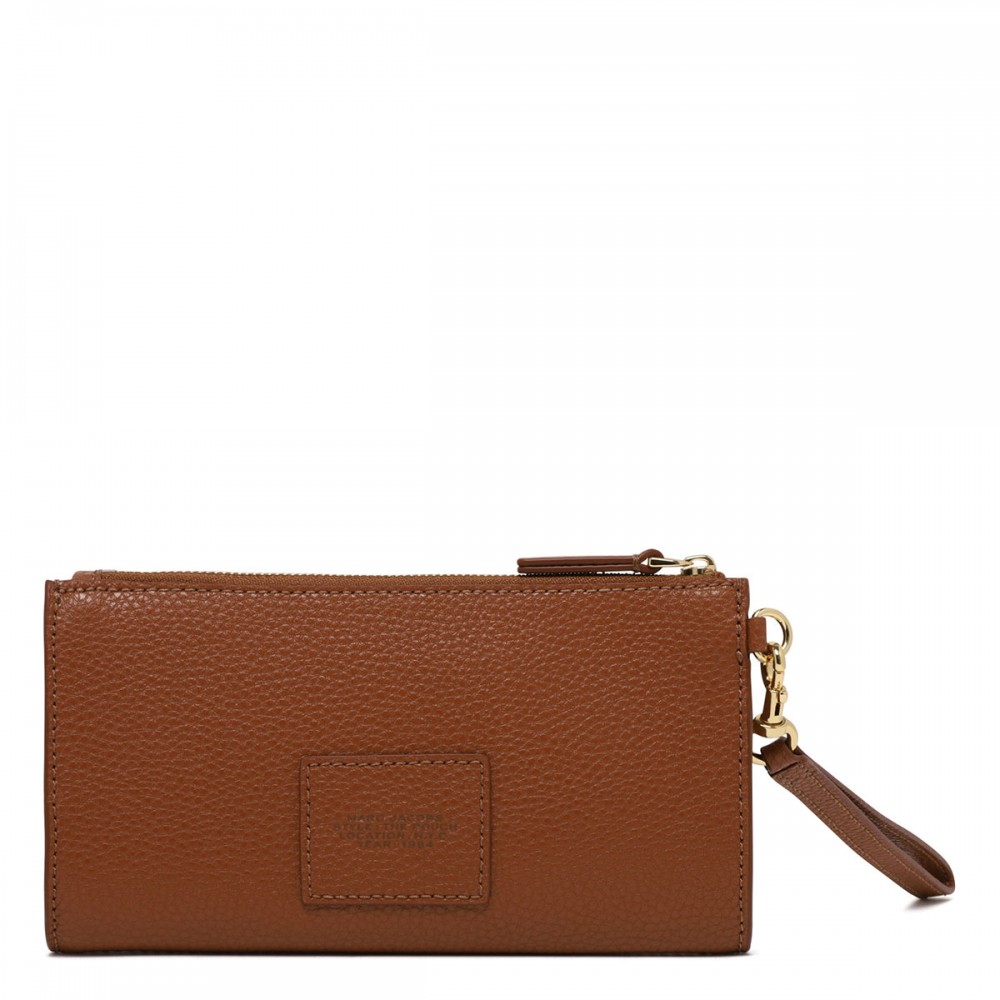 The leather pouch
