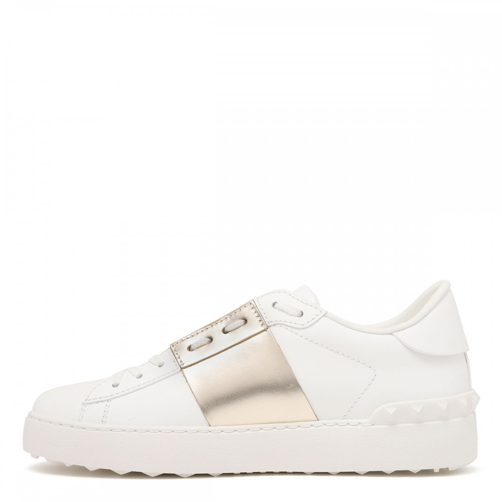 Open leather sneakers