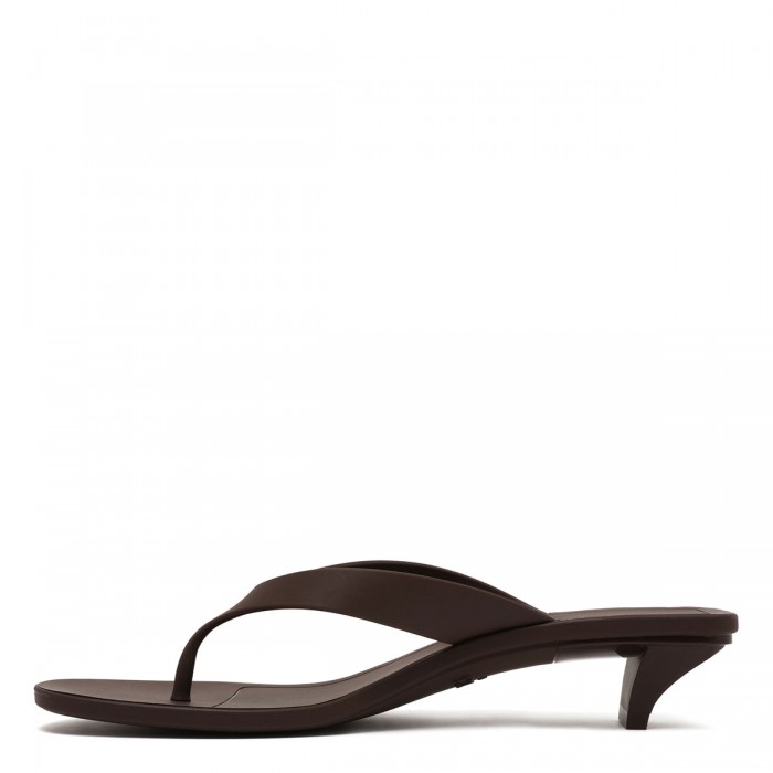 Vittoria rubber thong sandals