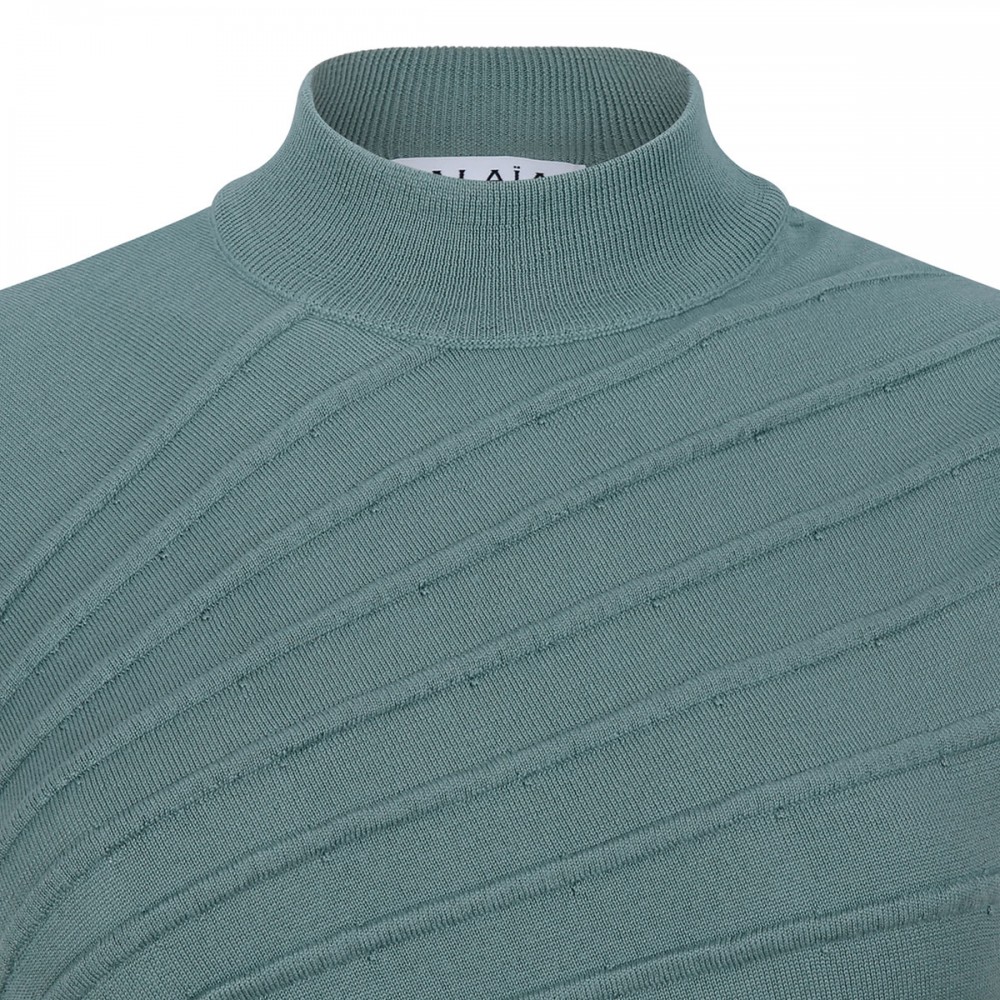 Sculpting wool dress