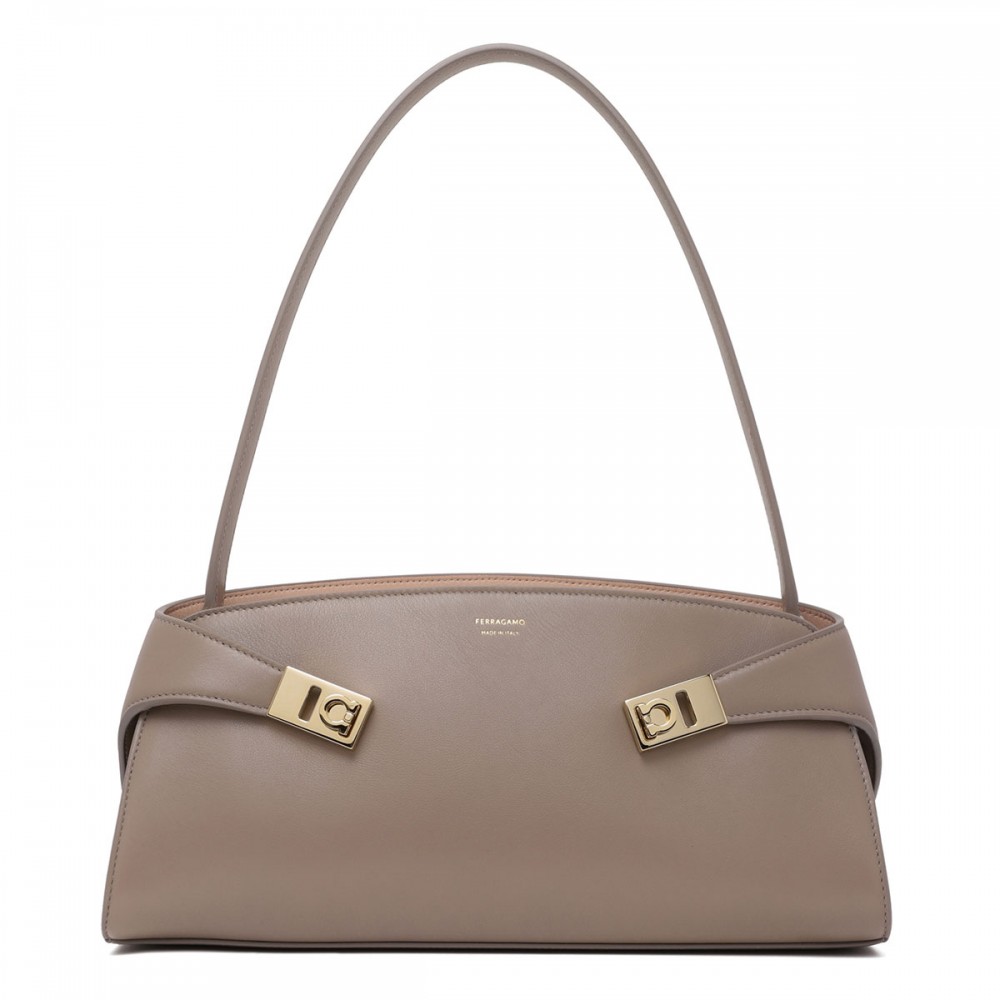 Huge East West shoulder bag