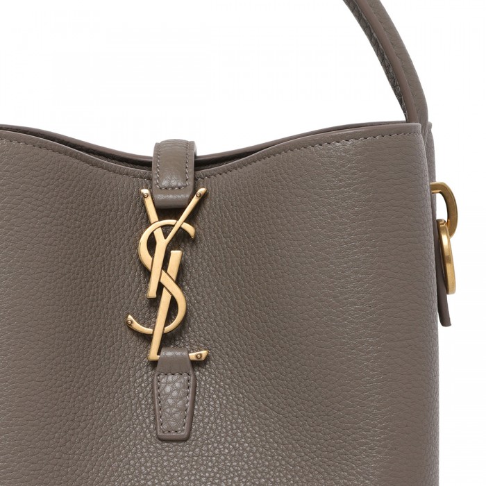 Le 37 bucket bag