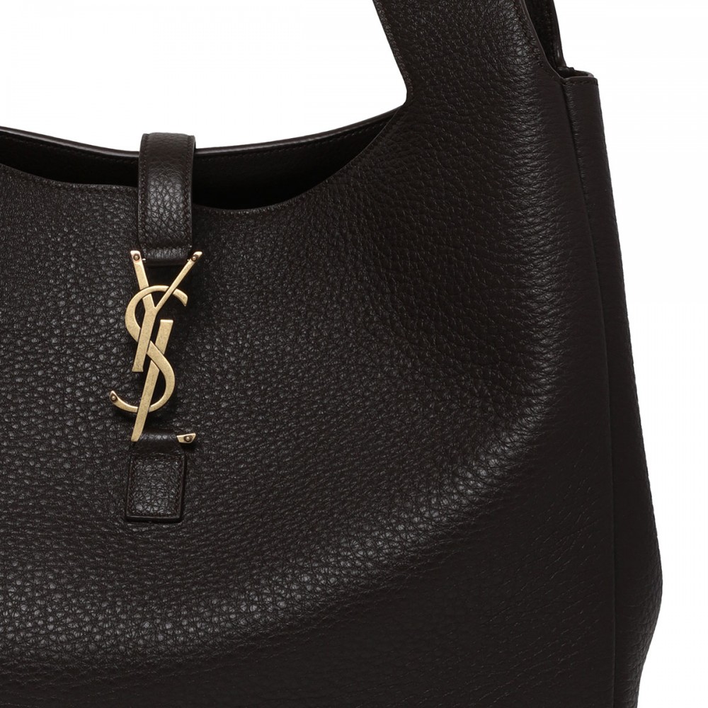 Le 5 à 7 Bea shoulder bag