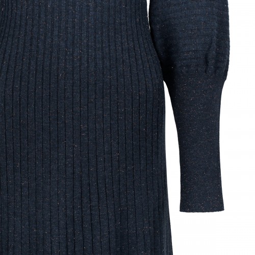 Cold blue knit cashmere... 2