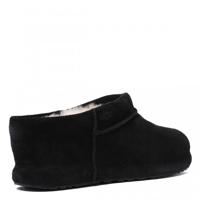 Enwrap black clogs