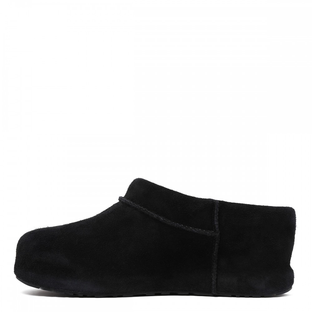 Enwrap black clogs