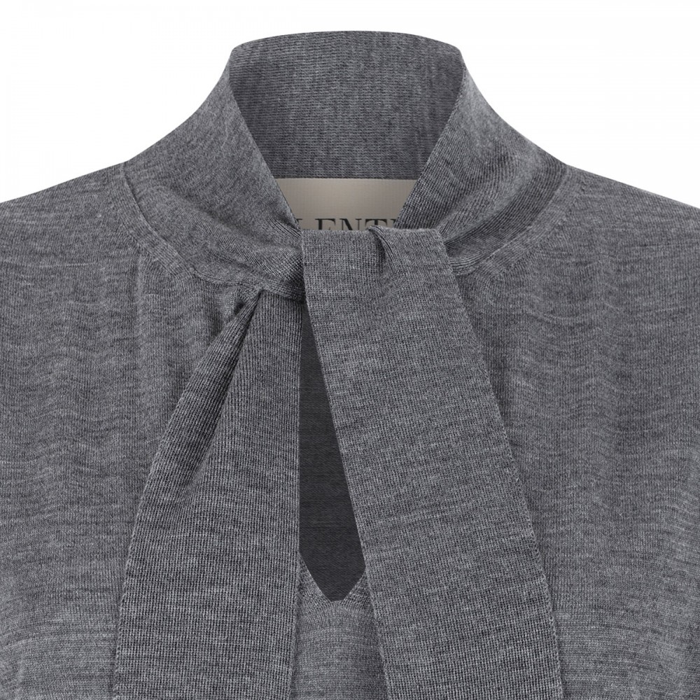 Gray knit wool top