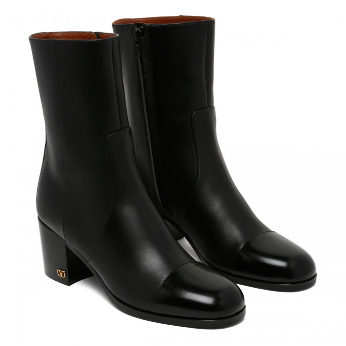 Vlogo signature booties