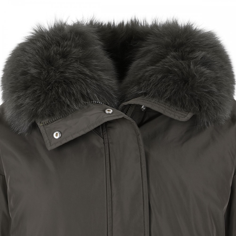 Short technical fabric down jacket