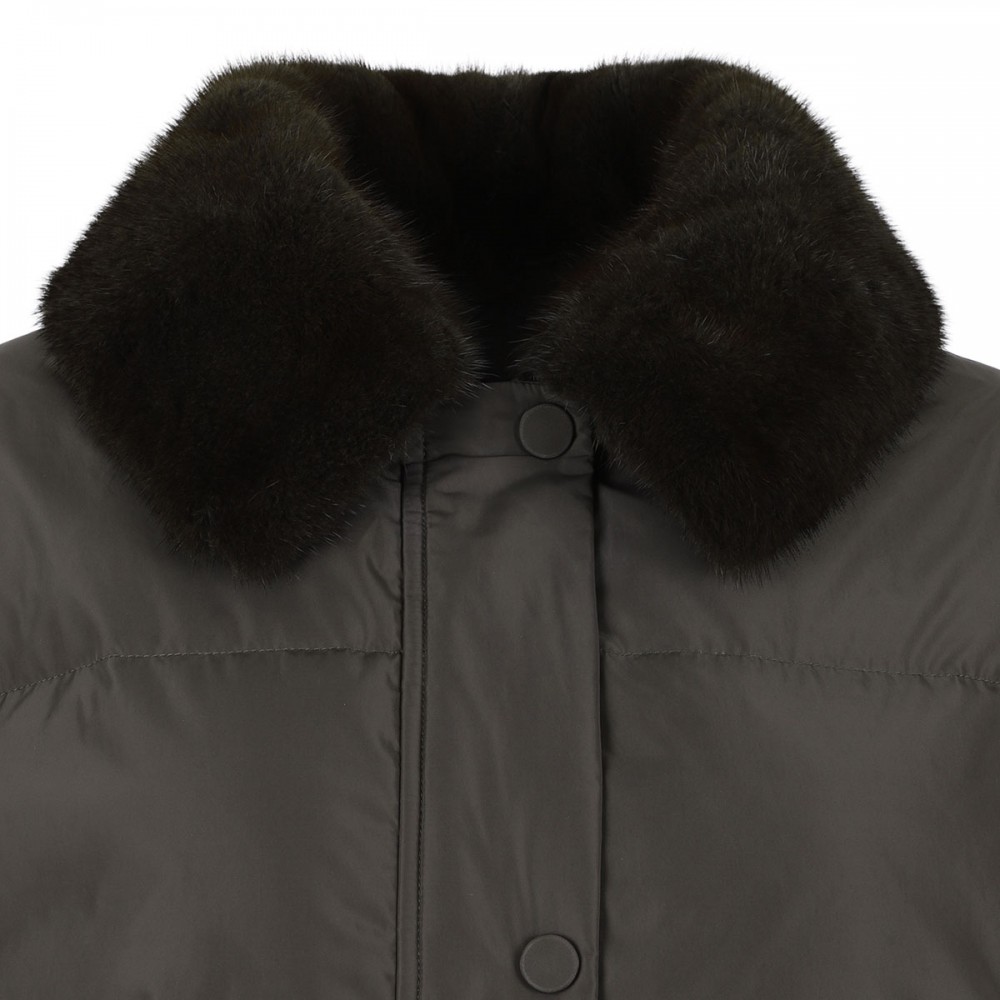 Short down jacket with mink fur trim