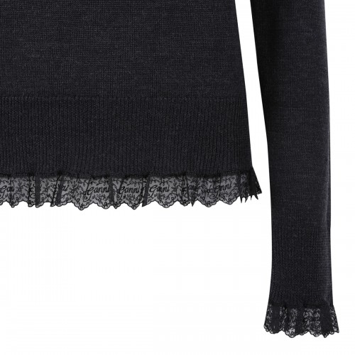 Sweater with lace details 2