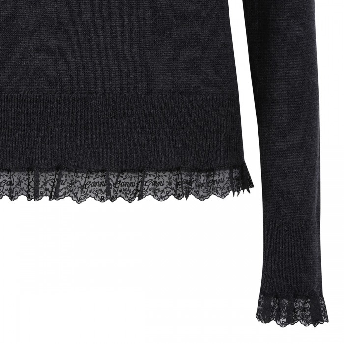 Sweater with lace details