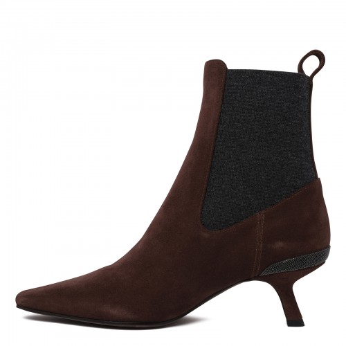 Chelsea booties with heel 2