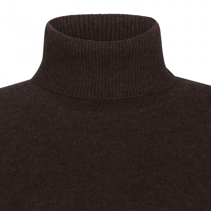 Cocoa hue cashmere sweater