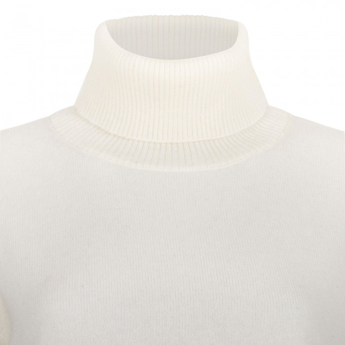 Ecru cashmere sweater