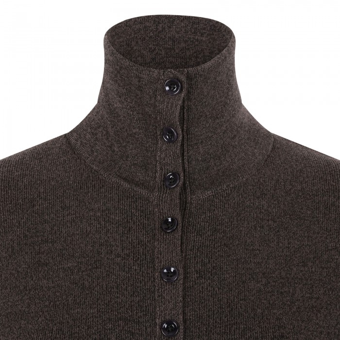 Fine merino wool buttoned top