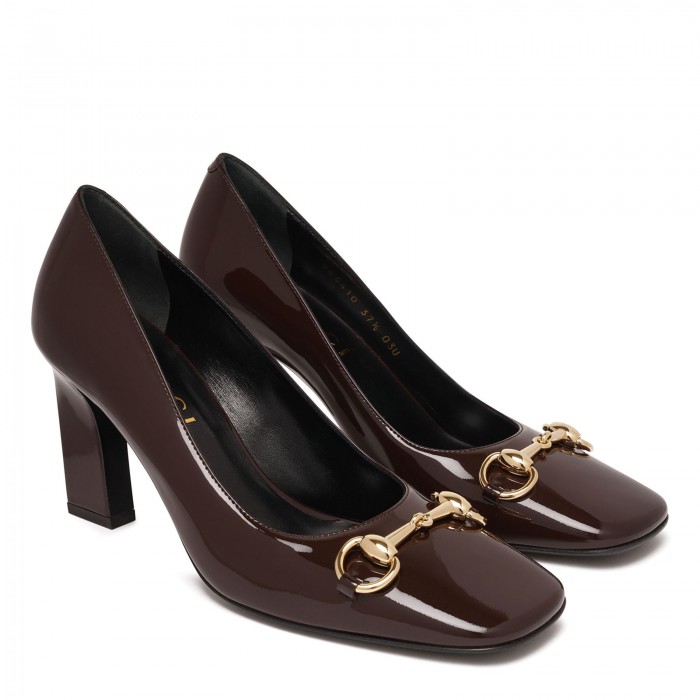 Signora patent pumps