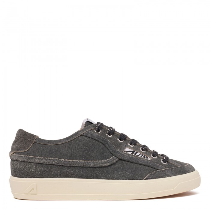 Windscape suede low sneakers
