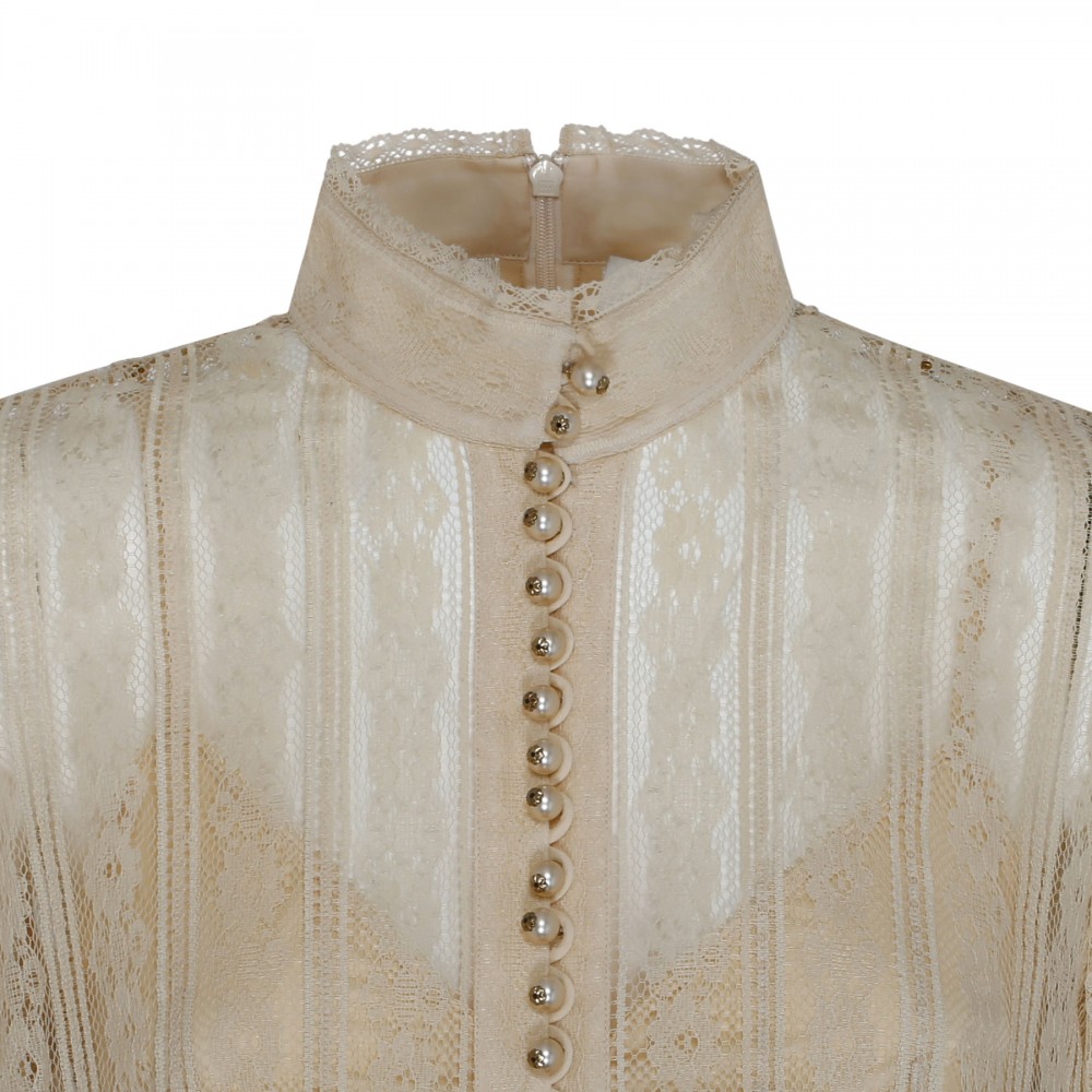 Wonderland lace vent blouse