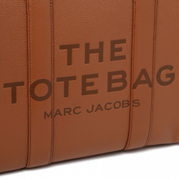 The leather medium tote bag