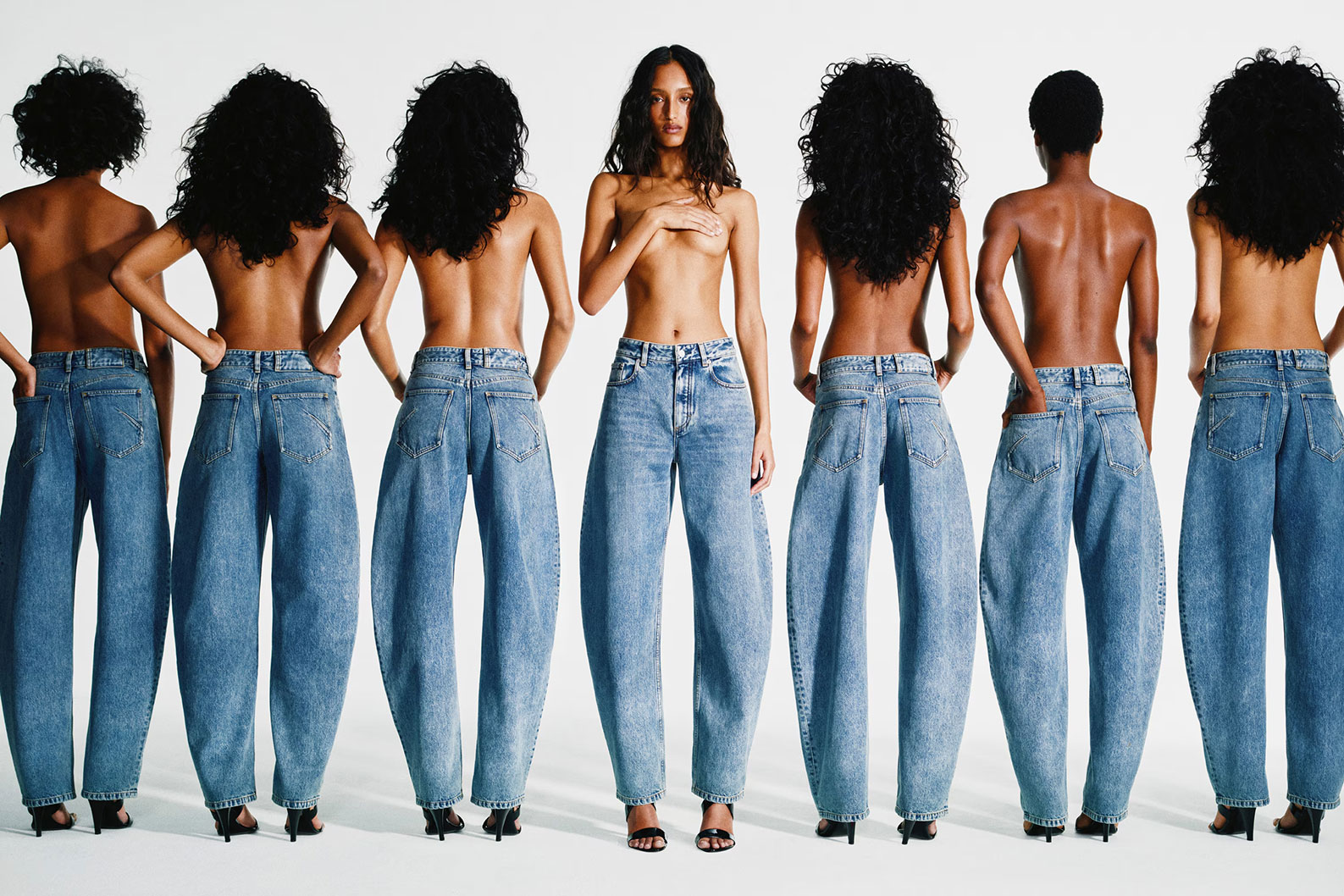 ALAÏA Discover Denim